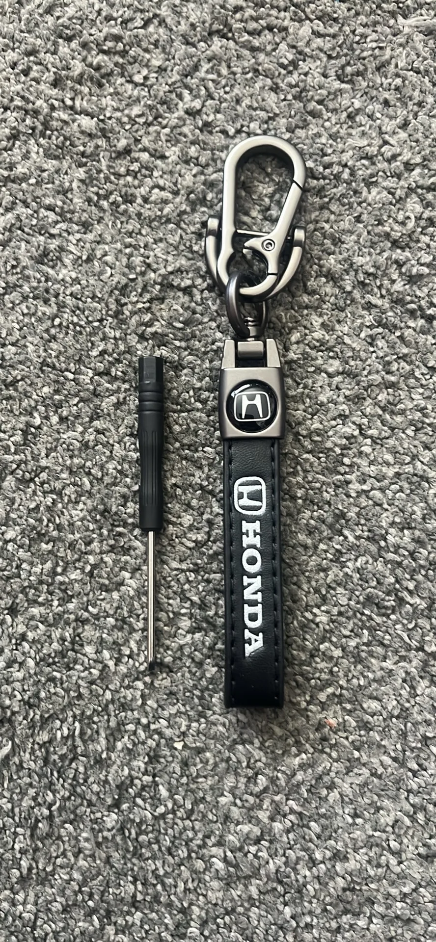 Car Keychain with Screwdriver image indicator(4)