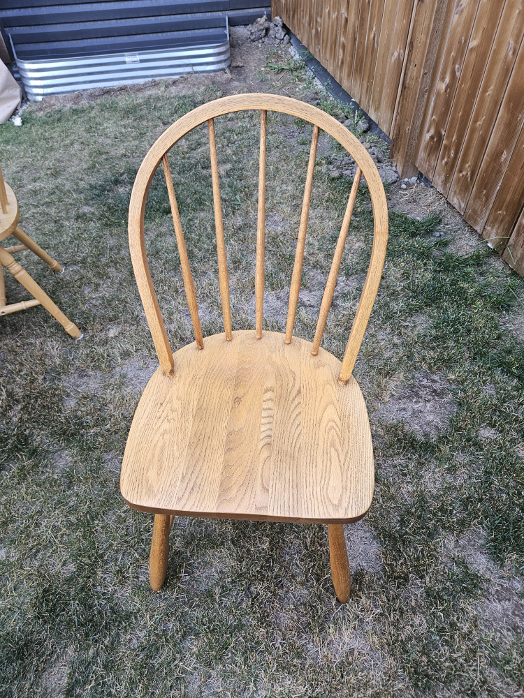 Solid Wood Table & Chairs - photo 4