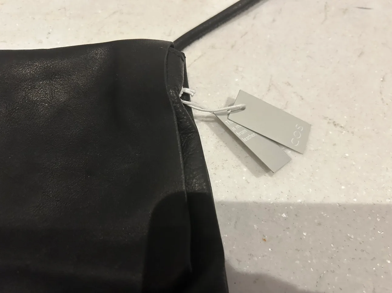 New with tags COS black leather bag image indicator(5)