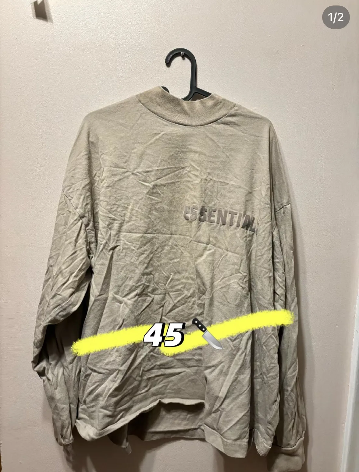 Essentials Long Sleeve 30$ image indicator(2)