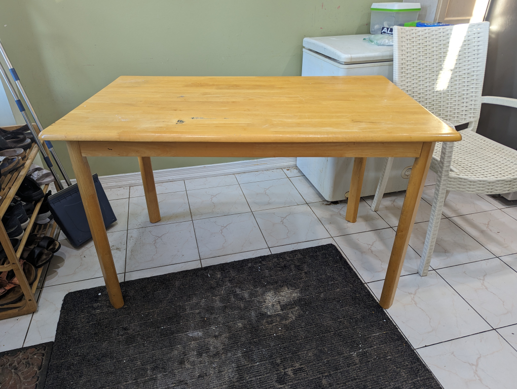Solid Pinewood Table