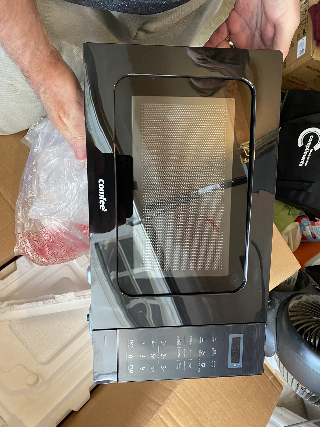 Comfee Microwave Oven .7 capacity