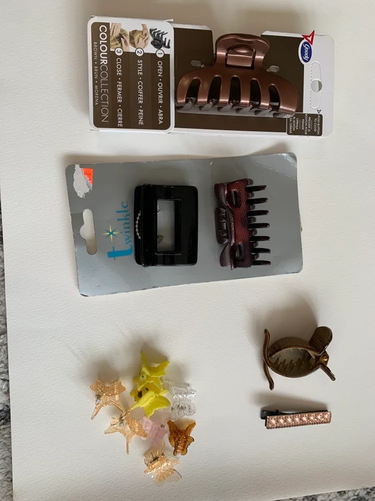 Hair Clip Lot thumbnail