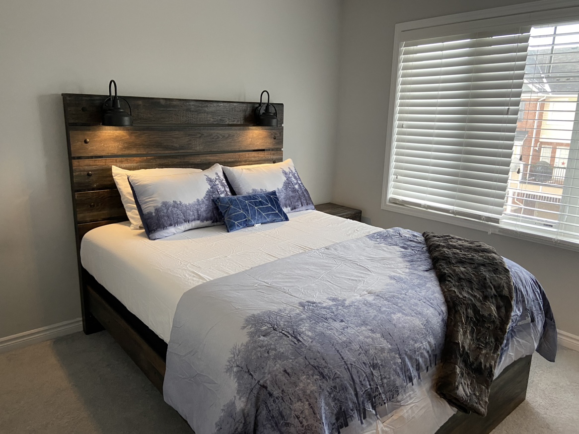 Queen Size Bed Frame with Headboard - photo 2