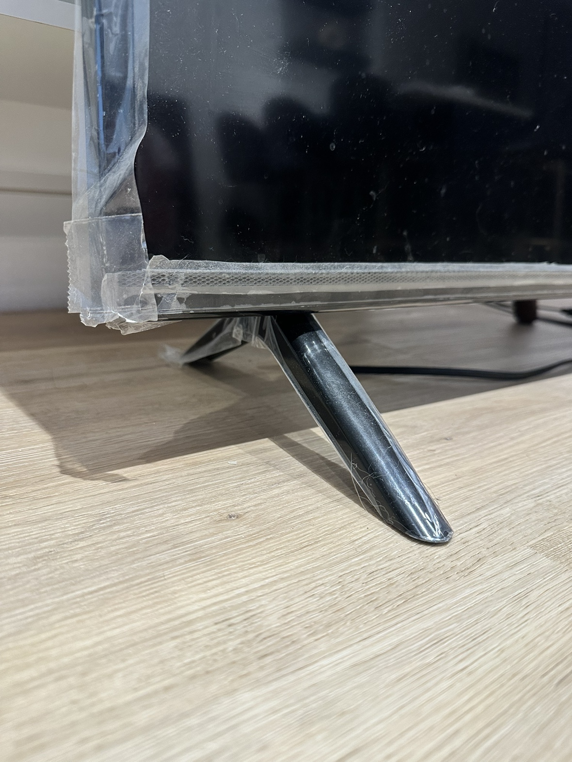 TCL 65 inch 4K TV - photo 2