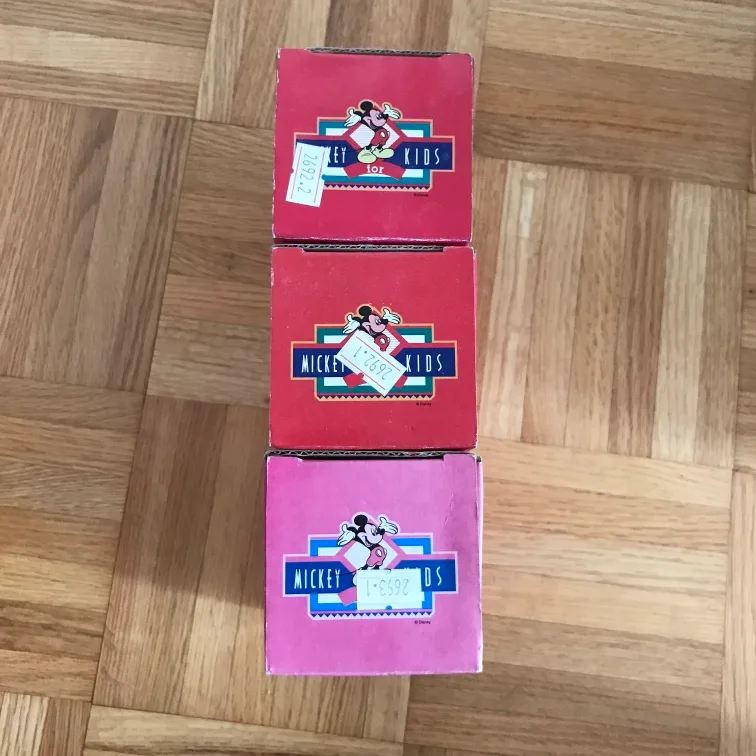 Disney - Mickey Kids - Disney Glass Cups x3 - BNIB image indicator(3)