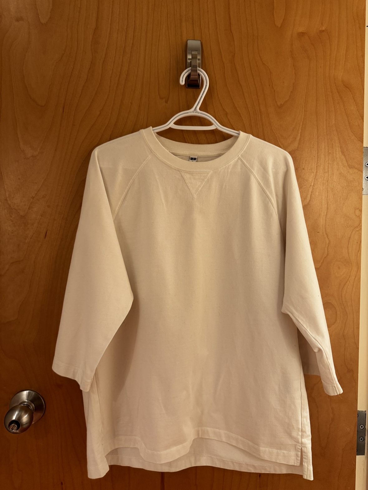 Uniqlo Oversized 3/4 Sleeve T-Shirt - photo 4
