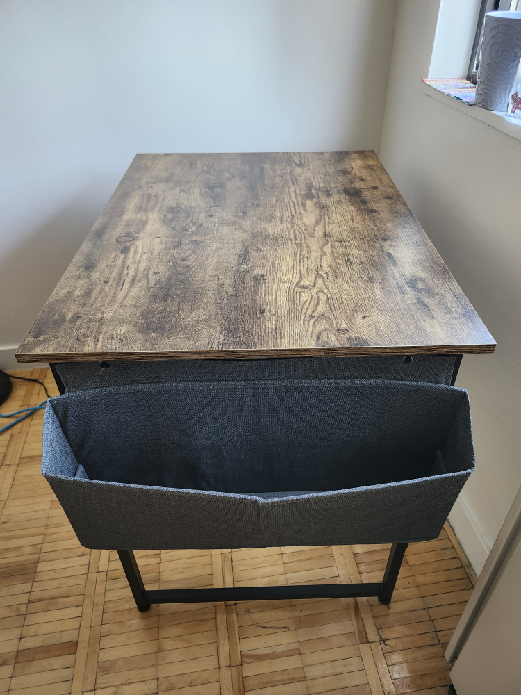 desk - photo 4
