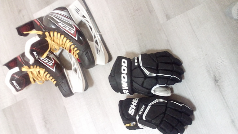 Jetspeeds/ Rekker gloves