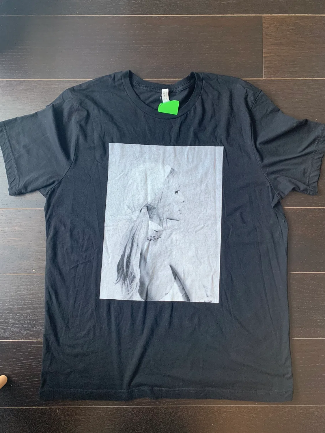 Ariana Grande Black T-shirt - Unisex/Mens 2XL image indicator(4)