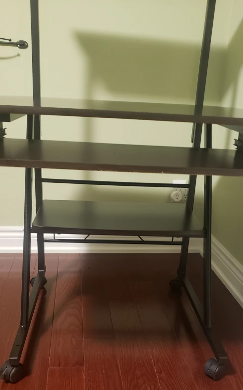 Computer Desk with wheels - photo 3