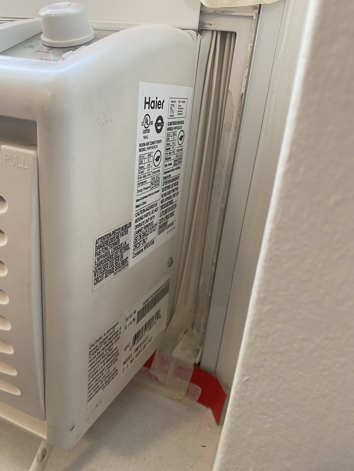Window Air Conditioner - photo 3