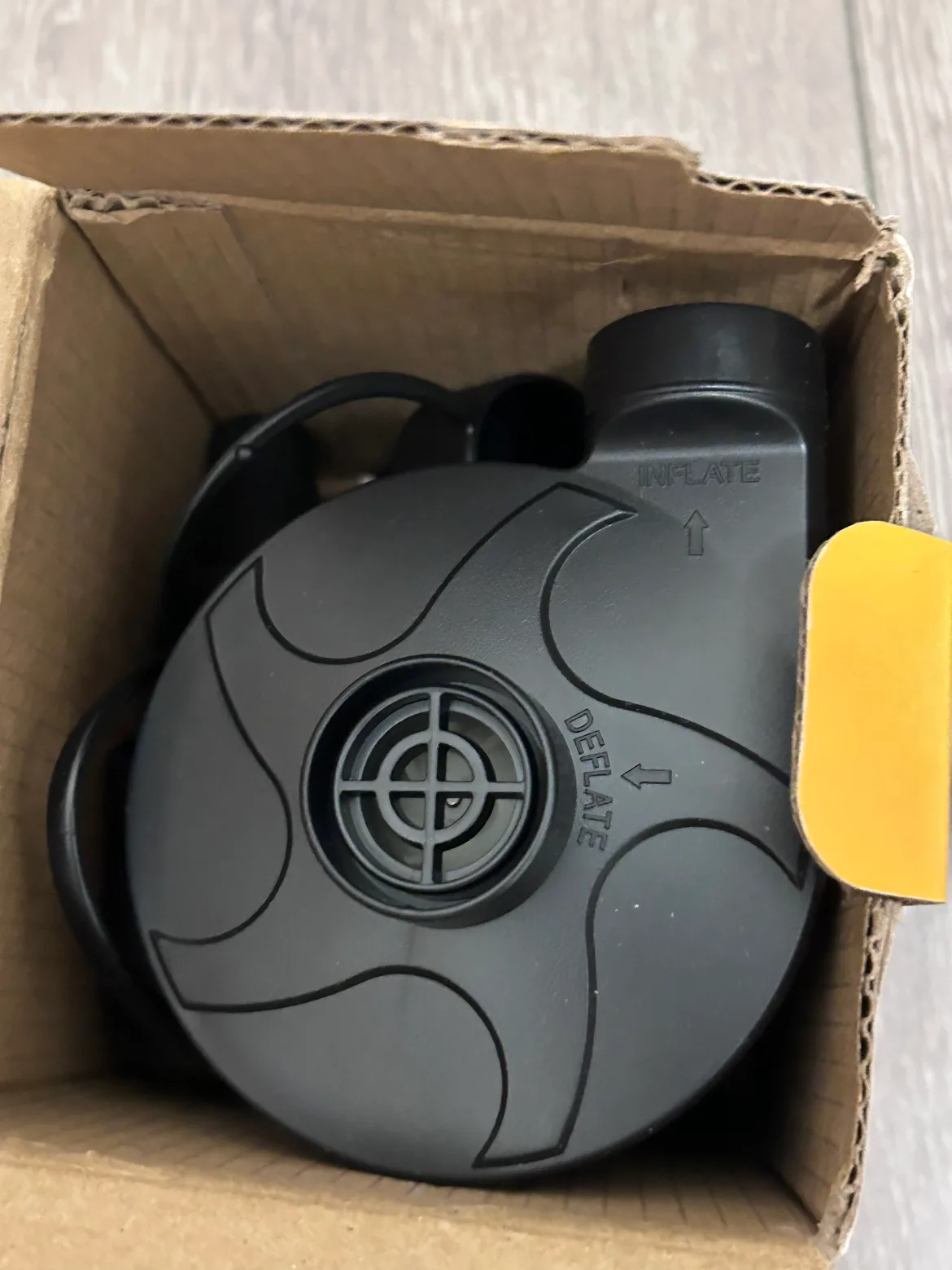 Ozark Trail Twin Airbed with electric pump image indicator(6)