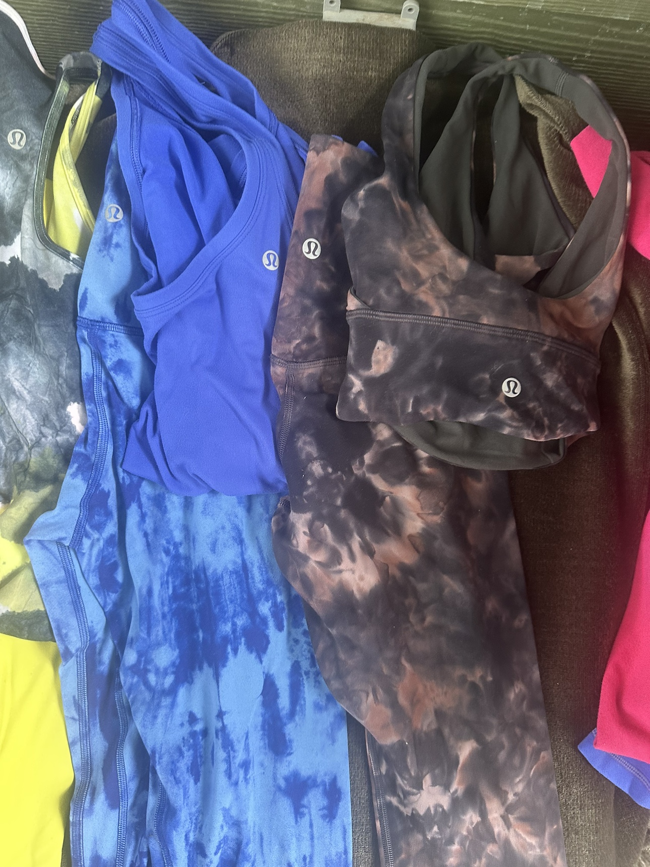 Assorted Lululemon Matching sets in sizes 2—12 - photo 5