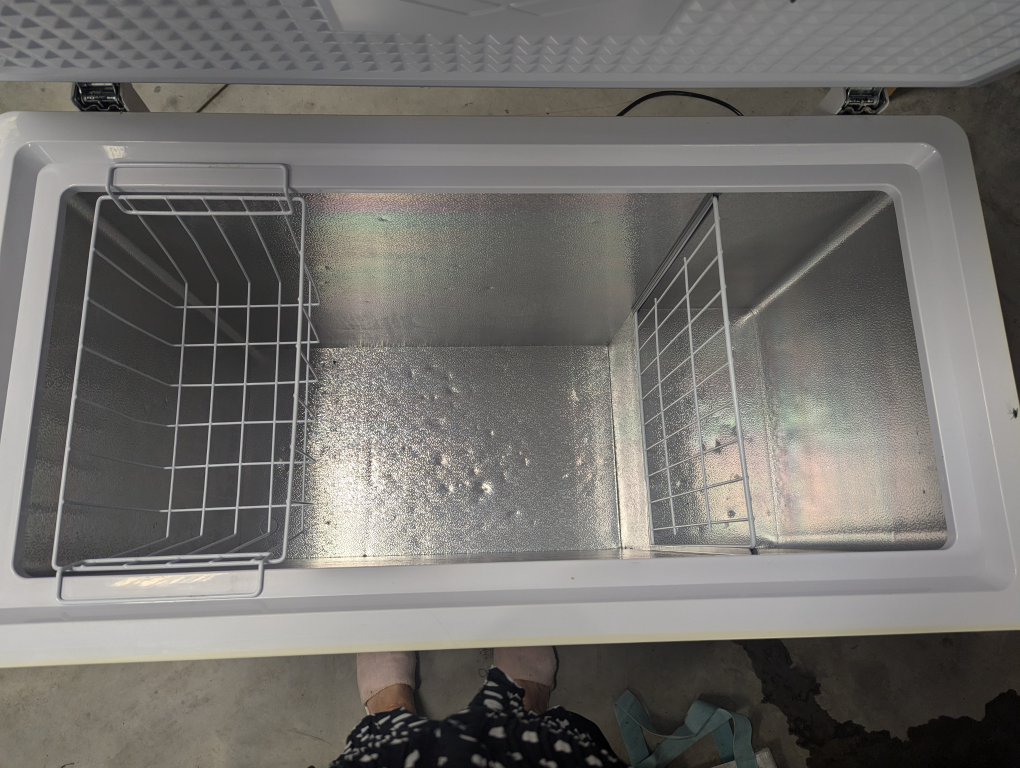 Chest Freezer - photo 2