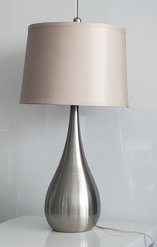 Table lamp
