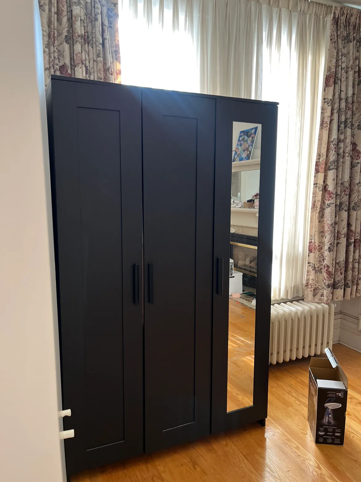 Large 3 door wardrobe image indicator(2)