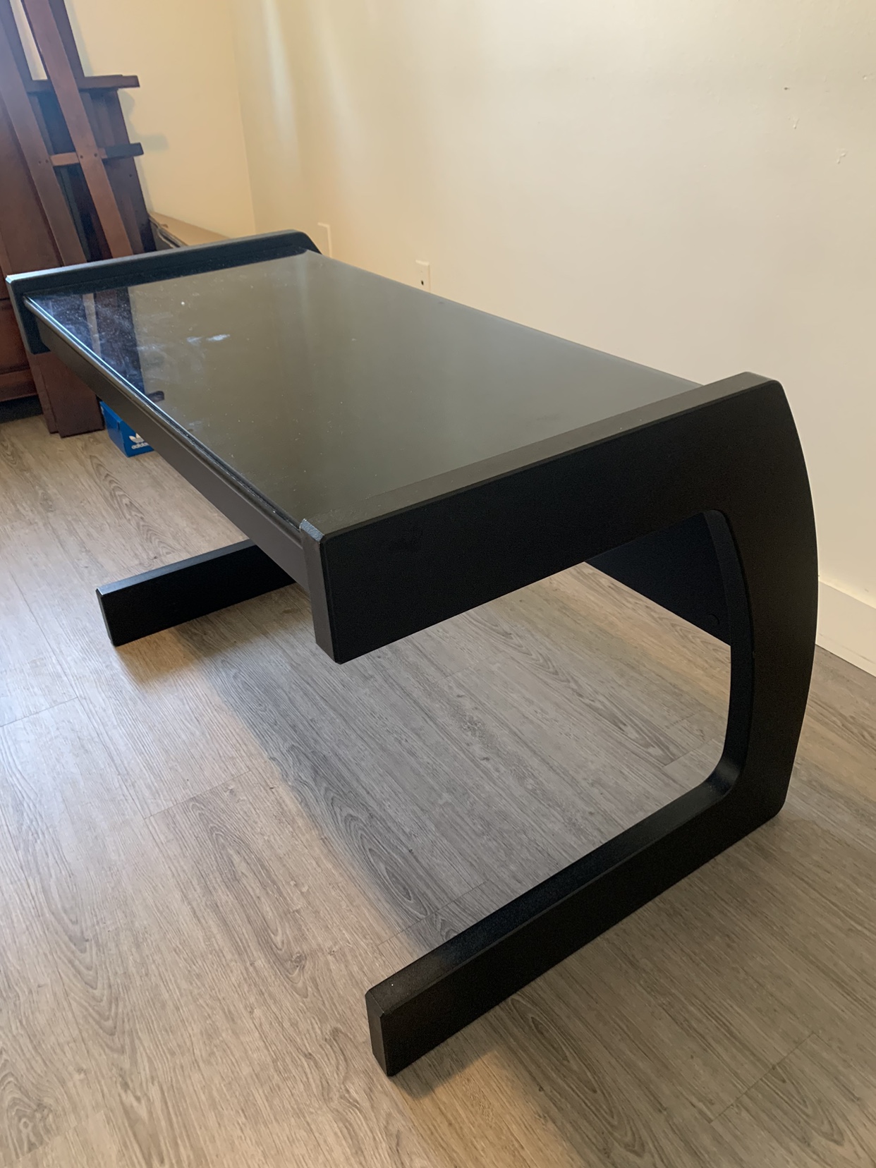 Computer table. - photo 2