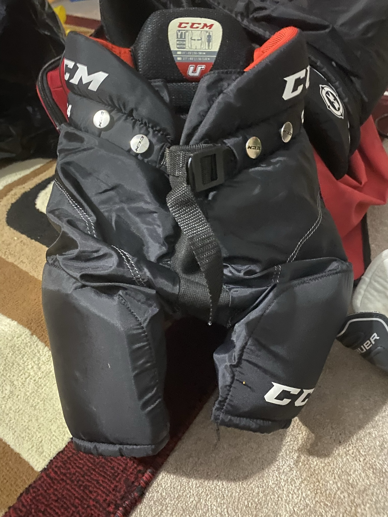 Junior Hockey Equipment - photo 3