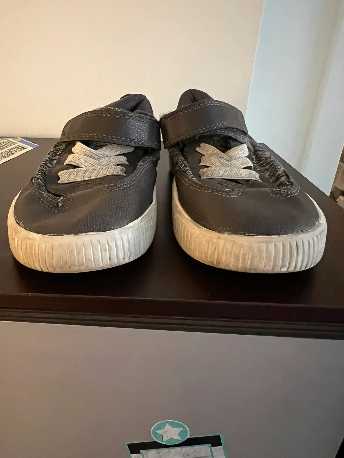 Carter's Size 1 Toddler Boys Sneakers image indicator(5)