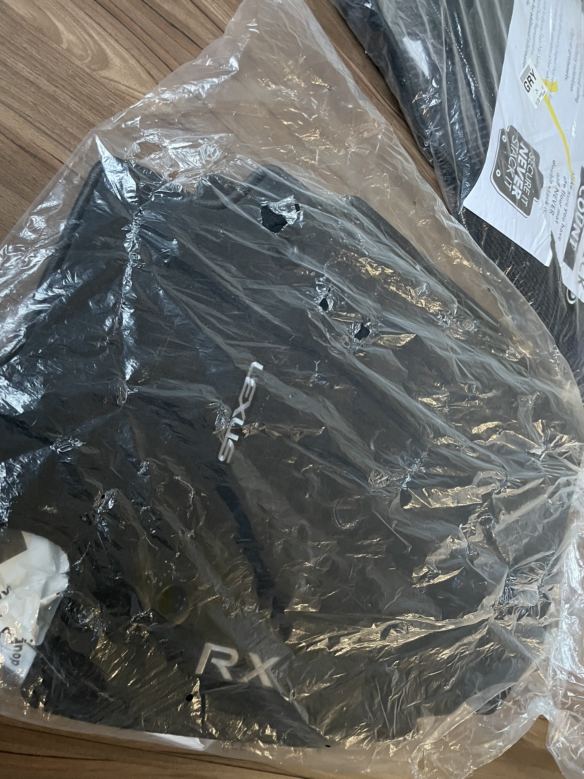 Lexus floor mat - photo 2