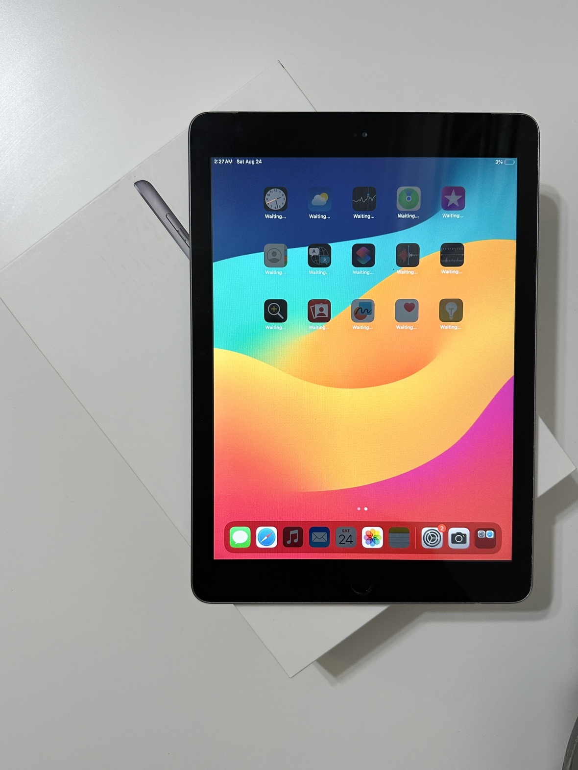 iPad 6th gen Cellular like new - photo 2