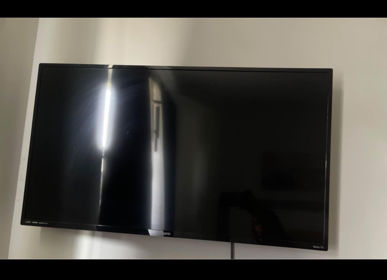 40” Smart TV - photo 2