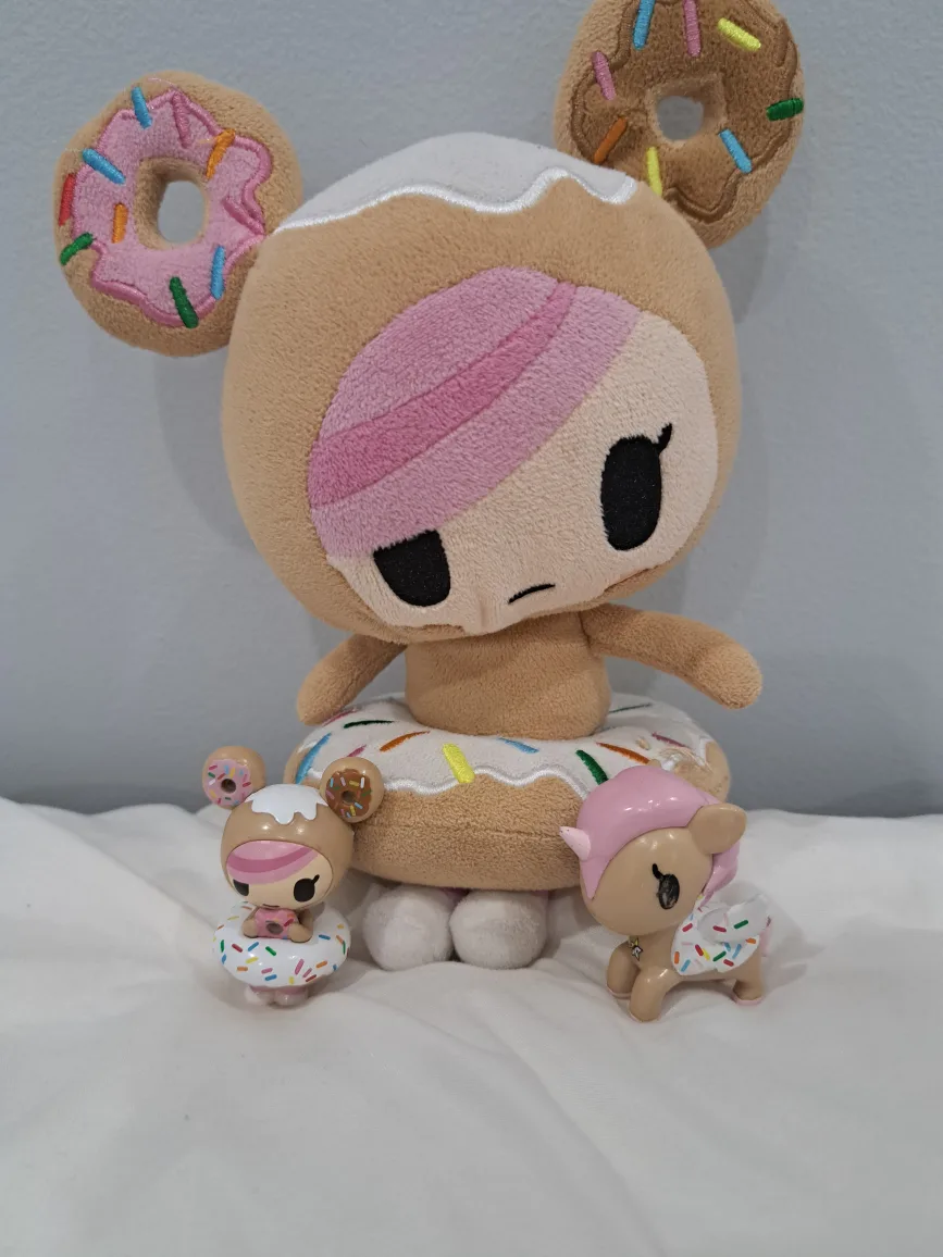 Toki Doki Donutella Plushie With Figurines thumbnail