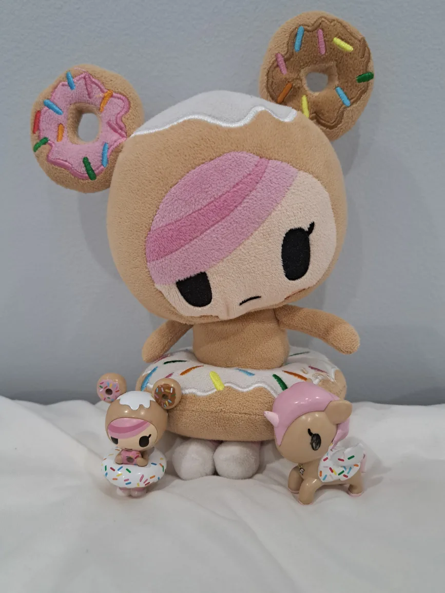 Toki Doki Donutella Plushie With Figurines image indicator(2)