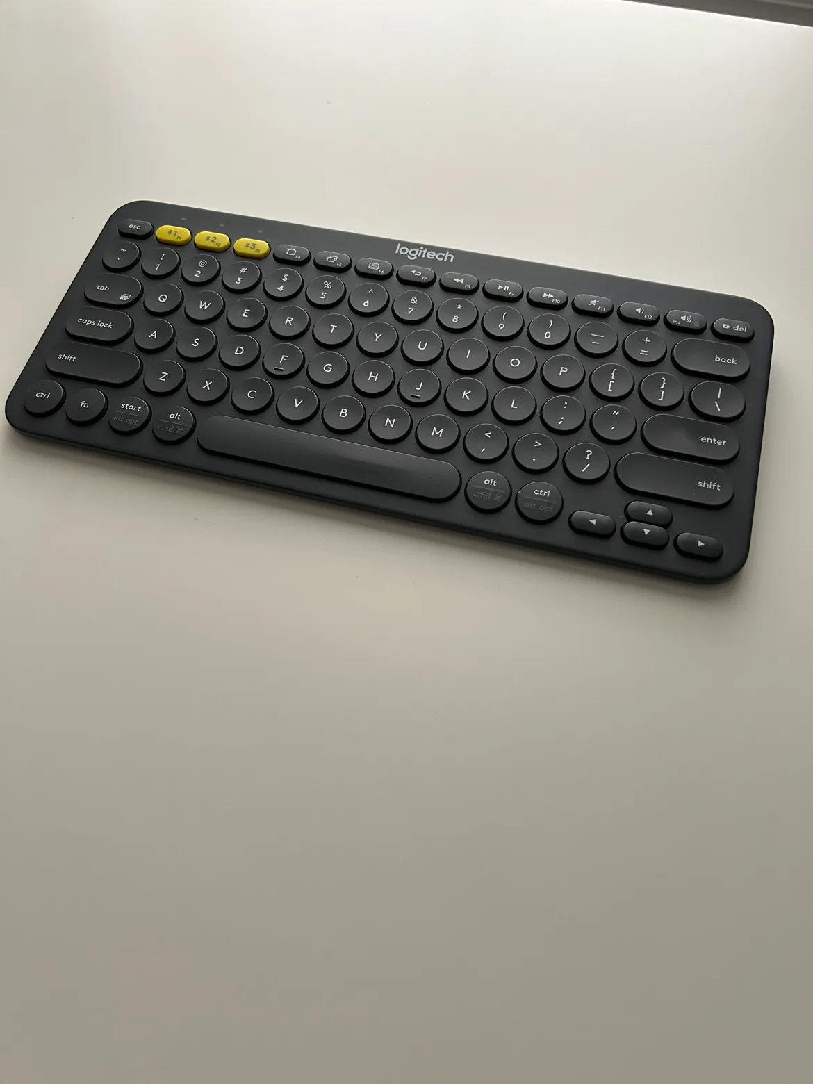 Logitech K380 Multi-Device Bluetooth Keyboard image indicator(2)