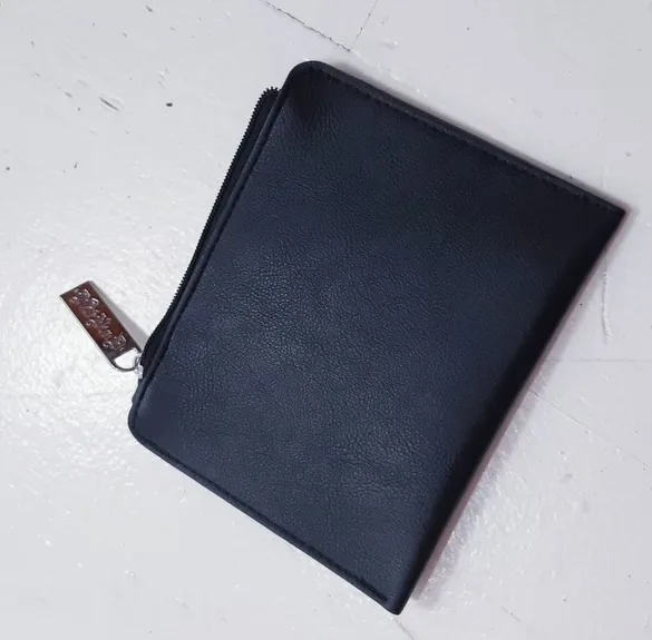 NEW Discontinued Kat Von D Pouch/Coin Purse image indicator(4)