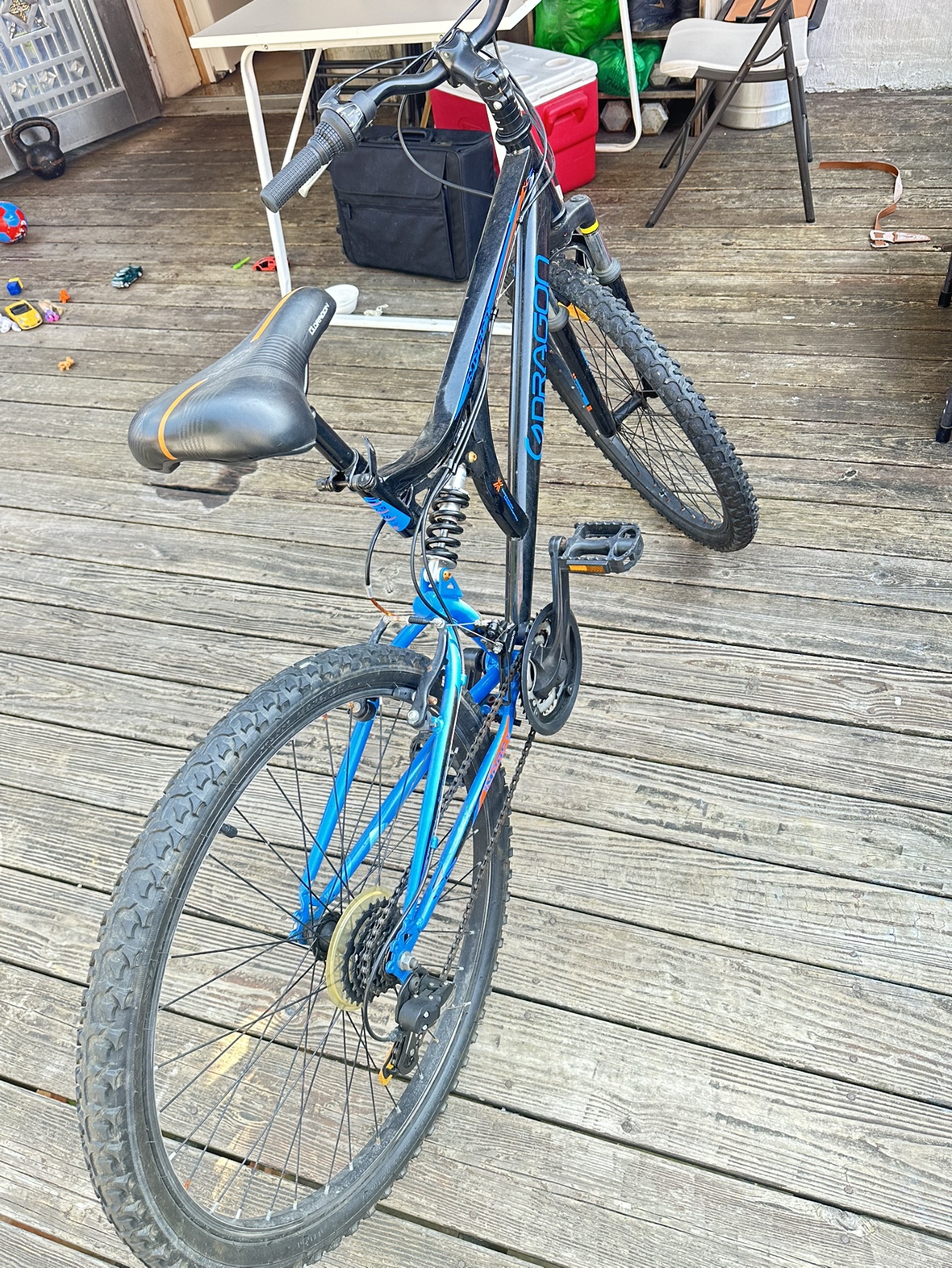 bike capacity 300 pounds - photo 2