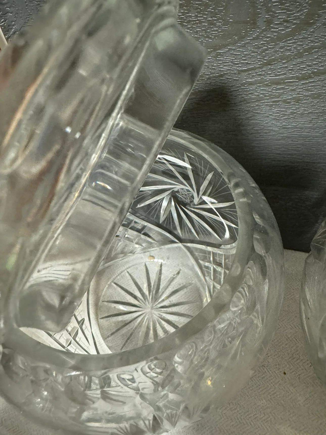 2 Crystal Canisters with Lids image indicator(2)