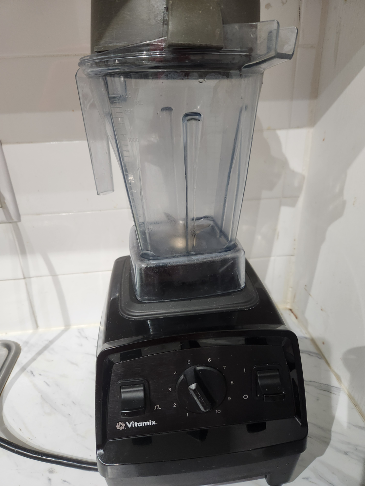Vitamix Blender(Model- E310 explorian )