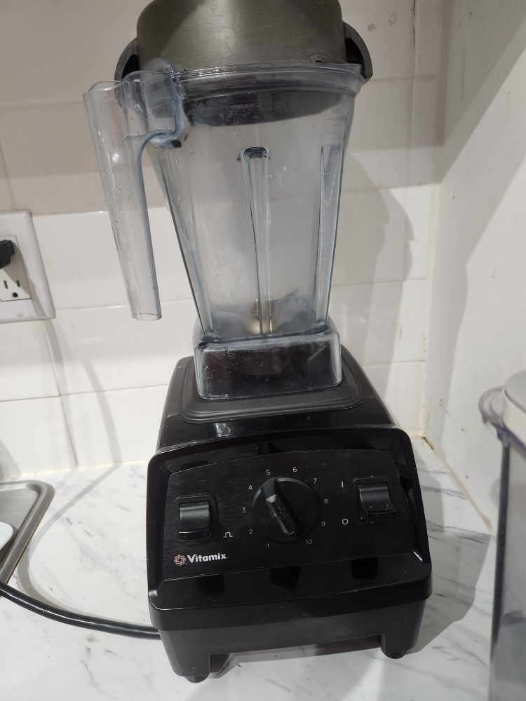 Vitamix Blender(Model- E310 explorian ) - photo 3