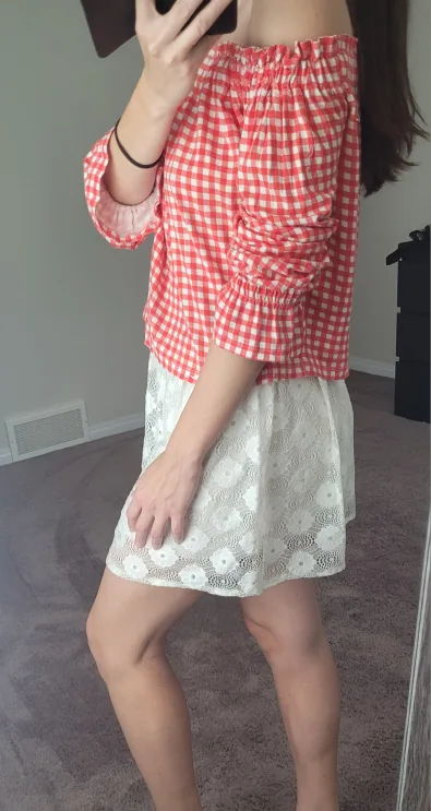 Off the Shoulder Top image indicator(3)