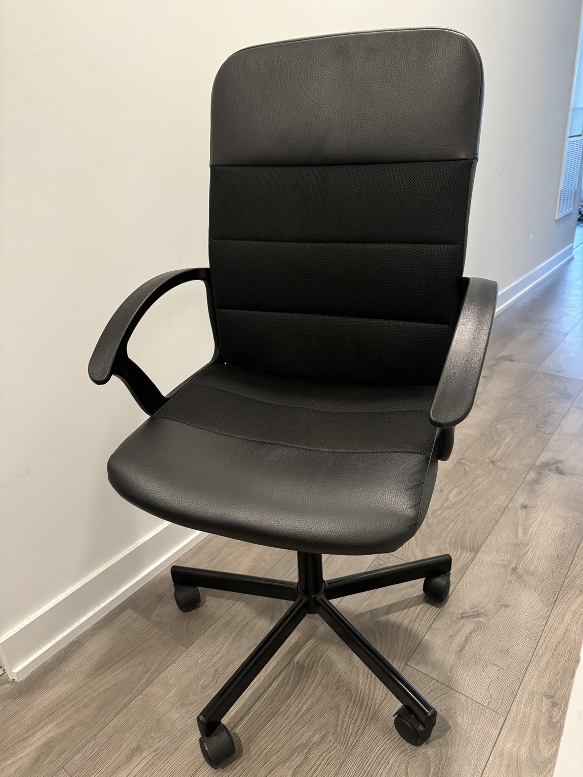 Black Office Chair