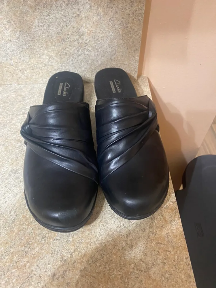 Clarks Women's Black Mules thumbnail