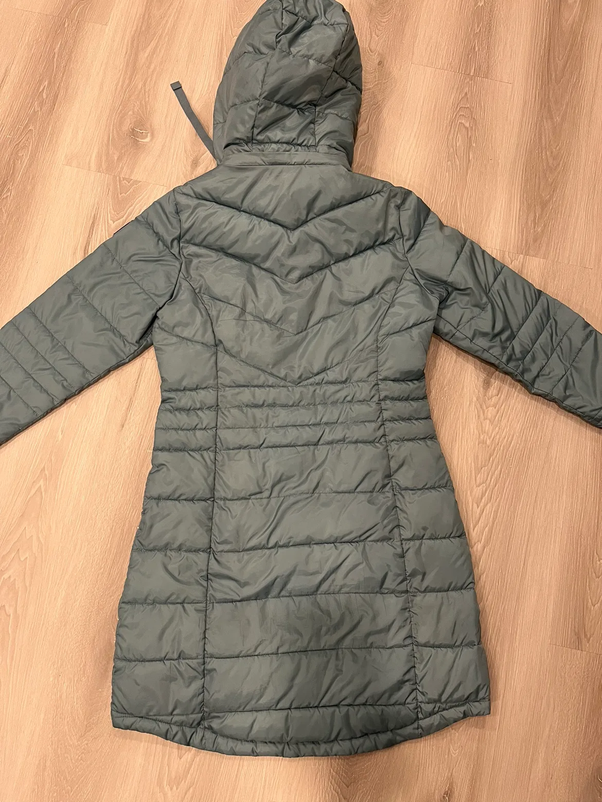 Lole Women's Primaloft Puffer Jacket image indicator(6)