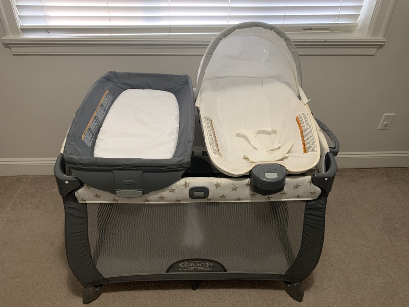 Graco Deluxe Pack 'n Play Playard