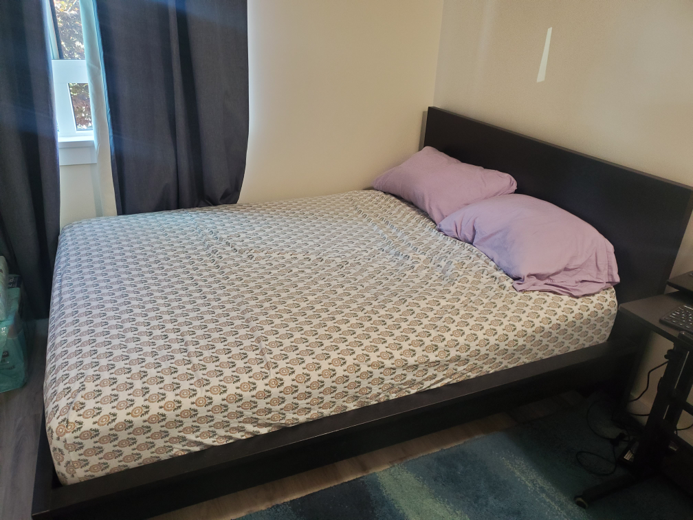 Queen Size Bed Frame IKEA MALM and Mattress - photo 3
