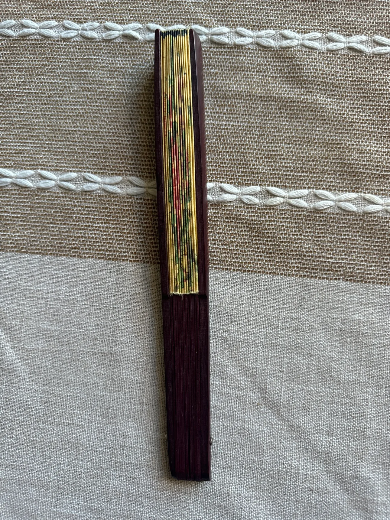 Folding Hand Fan image indicator(3)