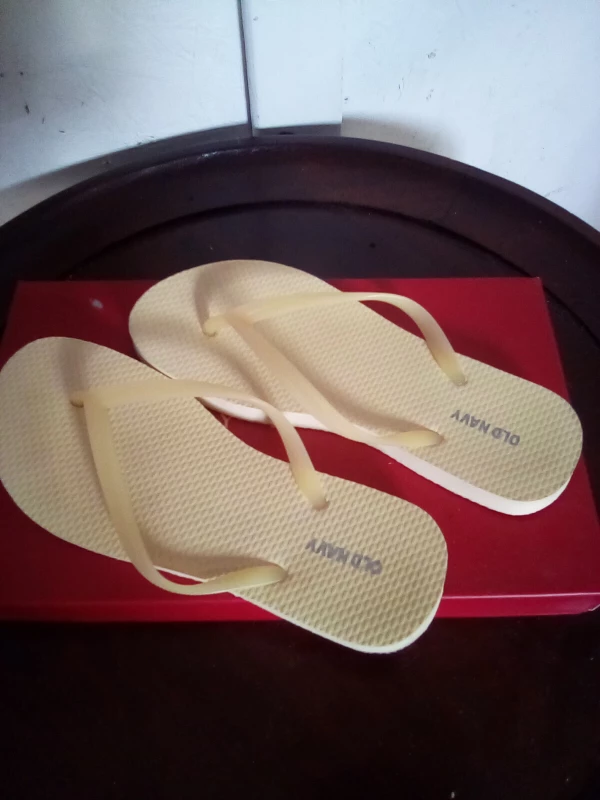 Old Navy Flip Flops #freecycle