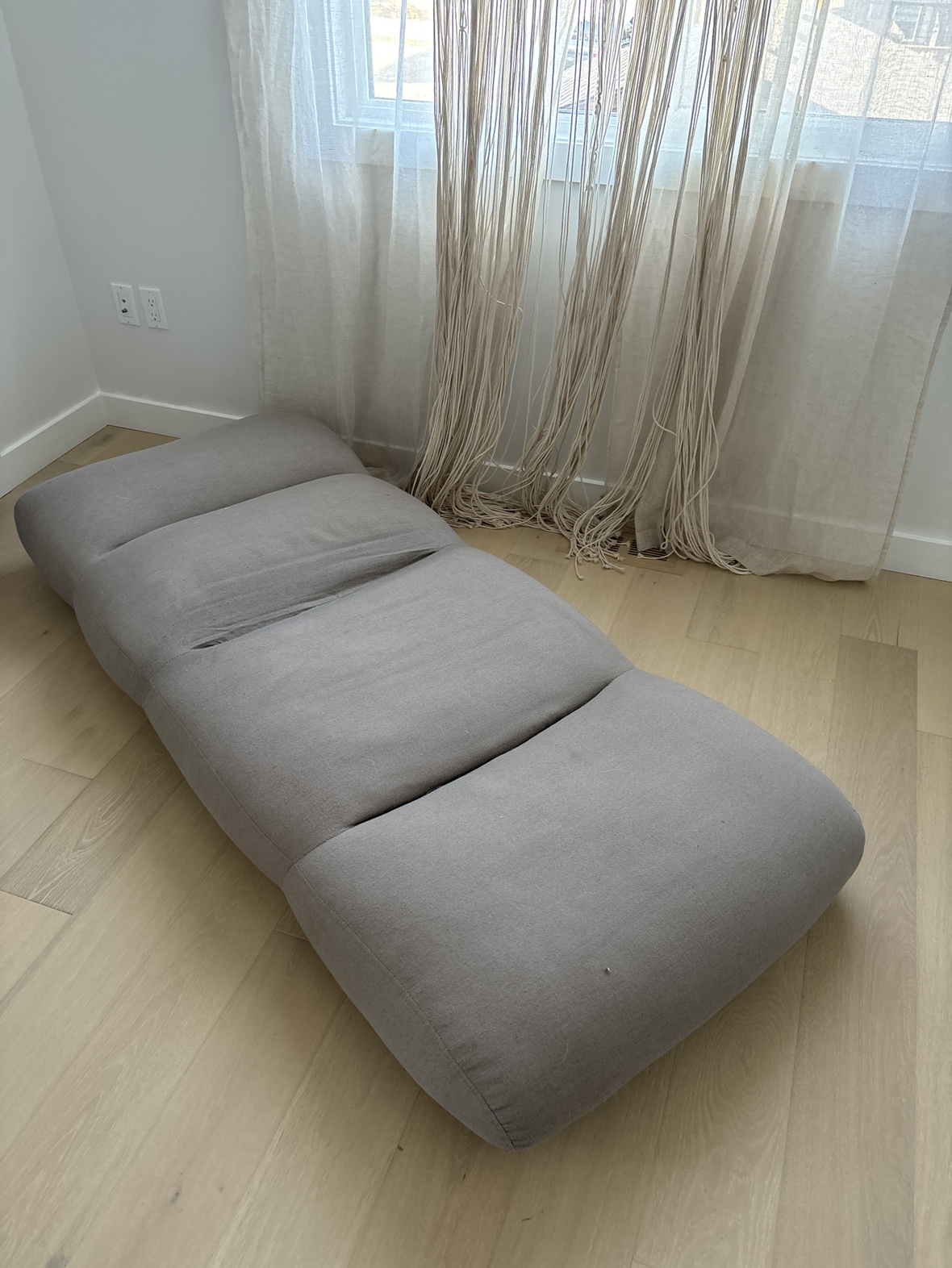 Floor Couch - photo 2