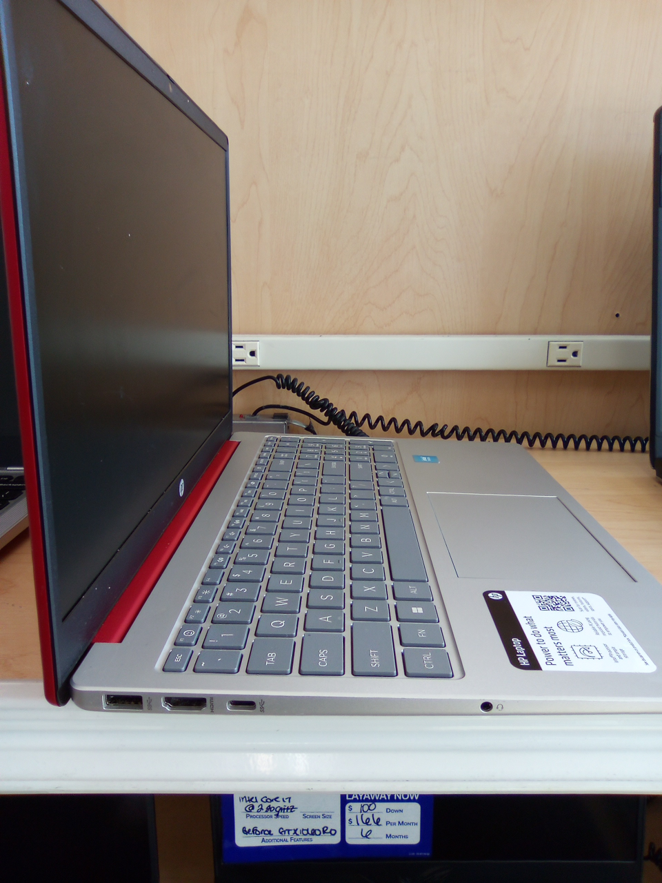 HP Laptop - photo 4
