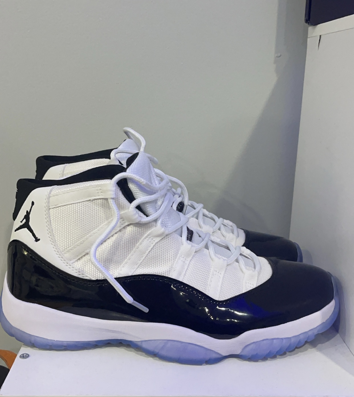 Air Jordan 11 Retro Concord