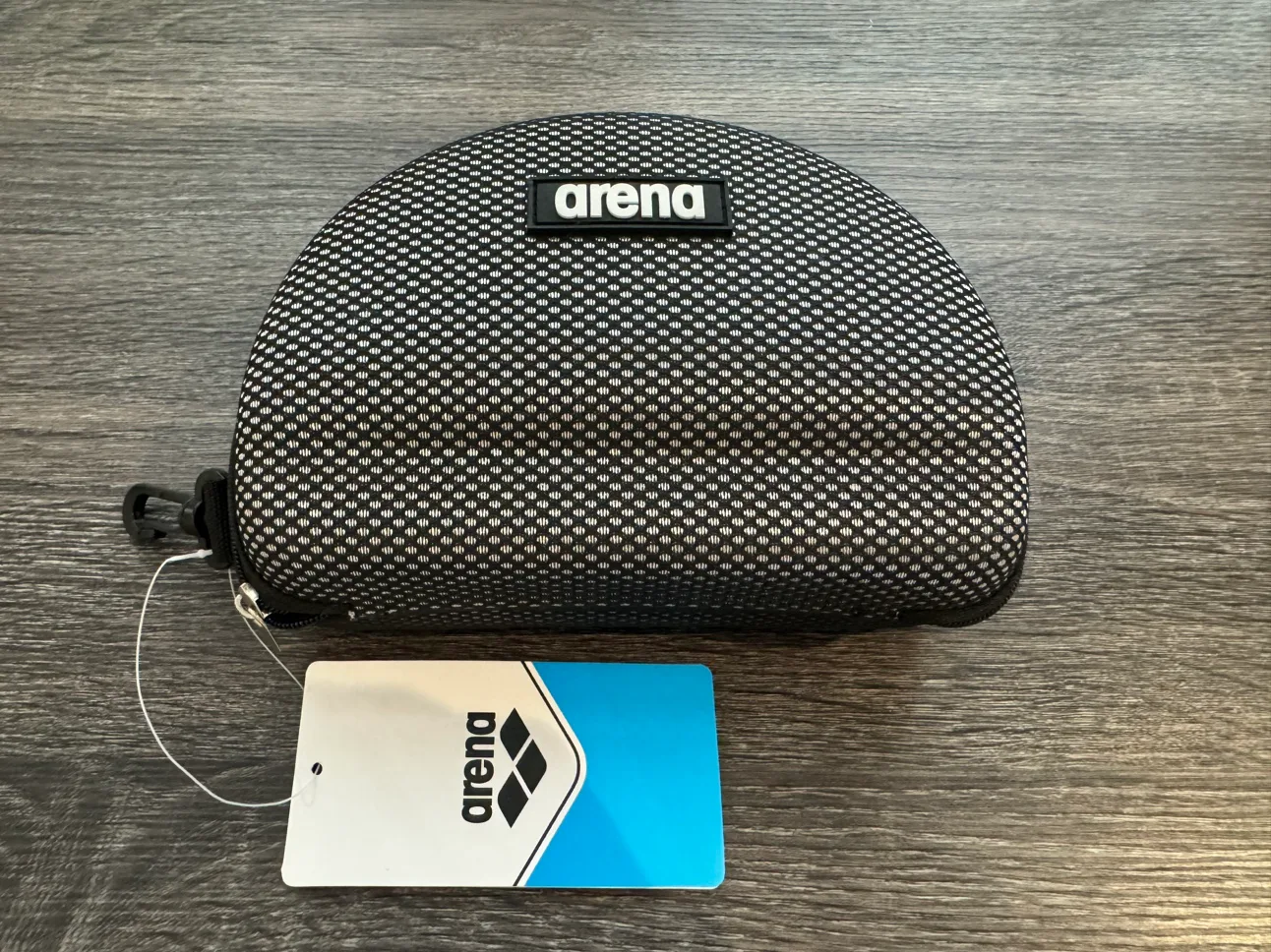 Arena outdoor sunglasses image indicator(9)