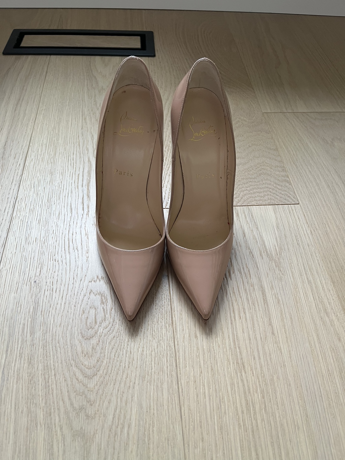 Christian Louboutin So Kate 120 Beige Heels - photo 3