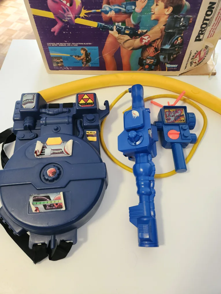 1984 Vintage The Real Ghostbusters Proton Pack image indicator(4)
