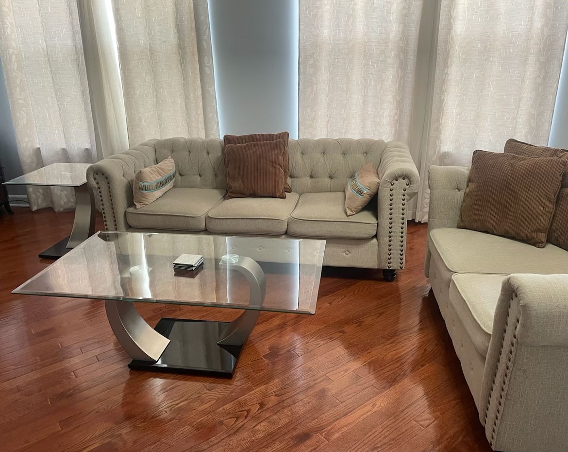 Set of 2 couches and coffee table  🧡 - photo 2